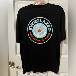 Disney Springs Florida EVERGLAZED Donuts & Coffee Employees Shirt Size M